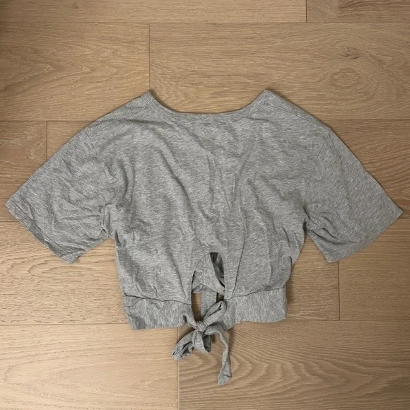 Aerie Cropped Wrap Back T-Shirt - Picture 3 of 5